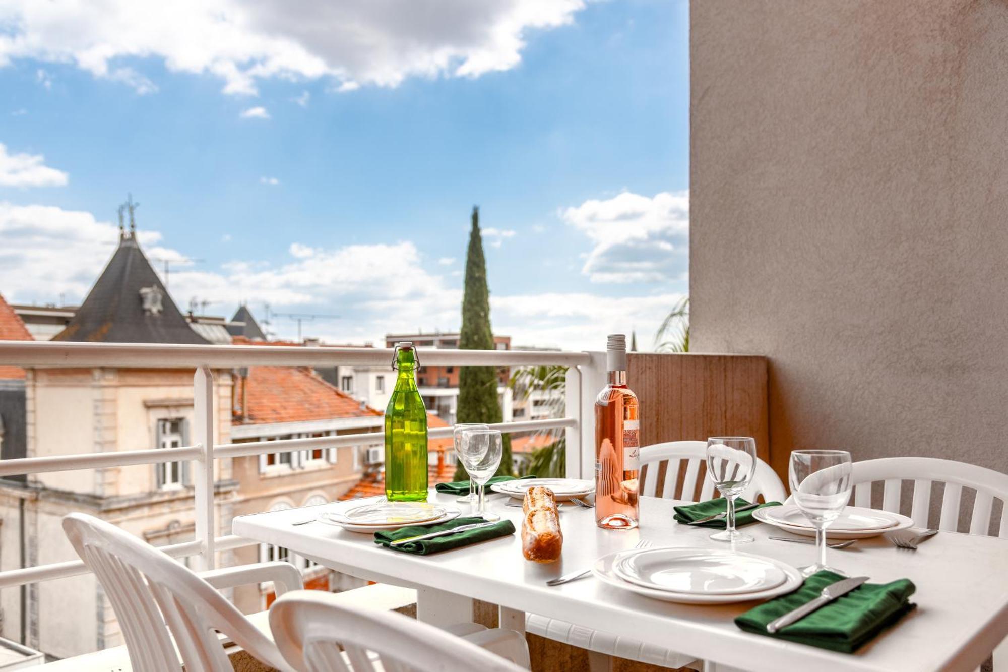 Zenitude Hôtel-Résidences Béziers Centre Buitenkant foto